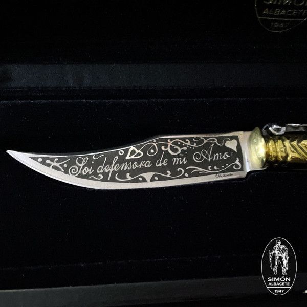 SIMÓN "Soi Defensora de mi Amo" Acid Engraved 19th Olive Albacete Antique Knife 007020
